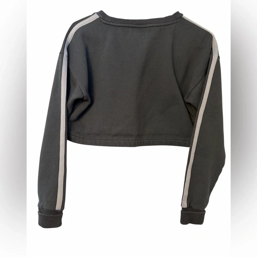 Gymshark Legacy Cropped Crewneck Size Medium - Picture 4 of 11